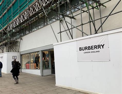 burberry london outlet online shopping|burberry factory shop london online.